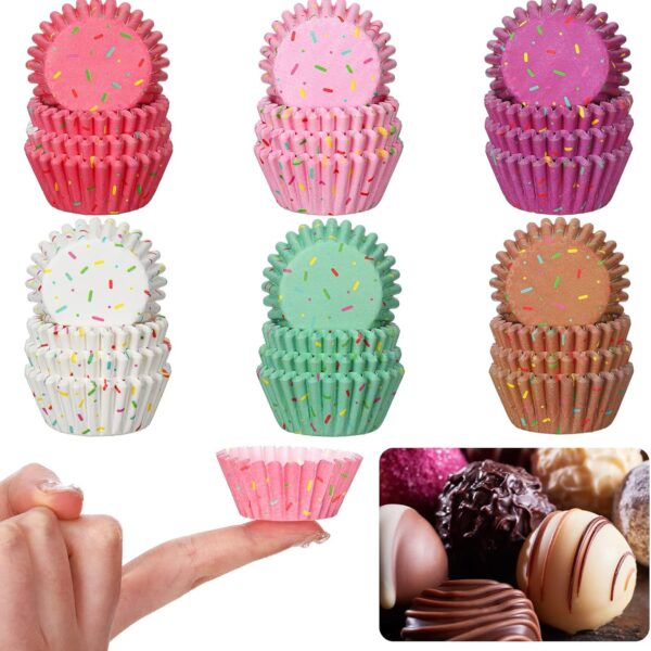 600-Count Mini Cupcake Liners – Colorful Icing Design Paper Baking Cups for Muffins, Candies & Chocolate