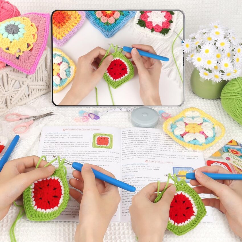 Beginner Crochet Floral Kit with Video Tutorials